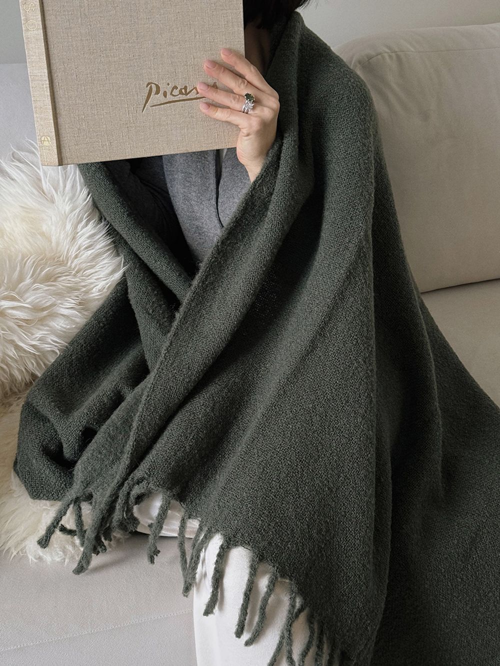 Плед мохеровый хвойно-зеленого цвета из коллекции Essential, 130х180 см