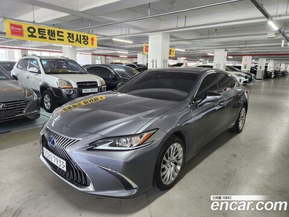 Lexus ES300h 7 Generation Luxury Plus (03.2020)