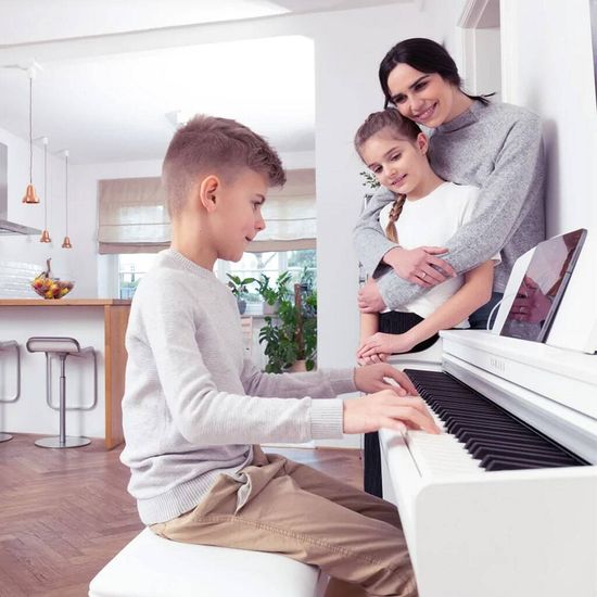 Цифровое пианино YAMAHA Clavinova CLP-725 WH
