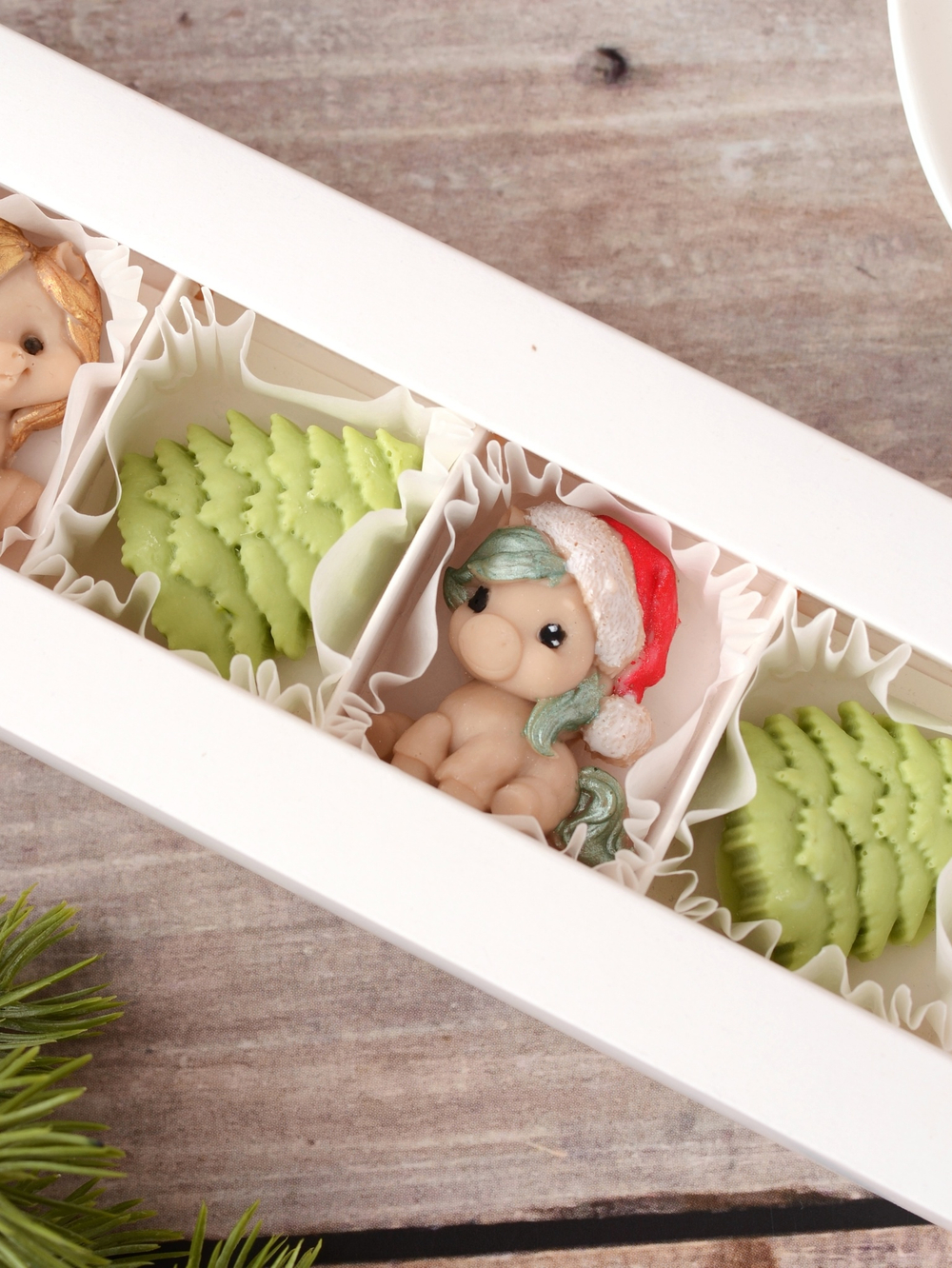 Шоколадный набор "Новогодний" с лошадками #3