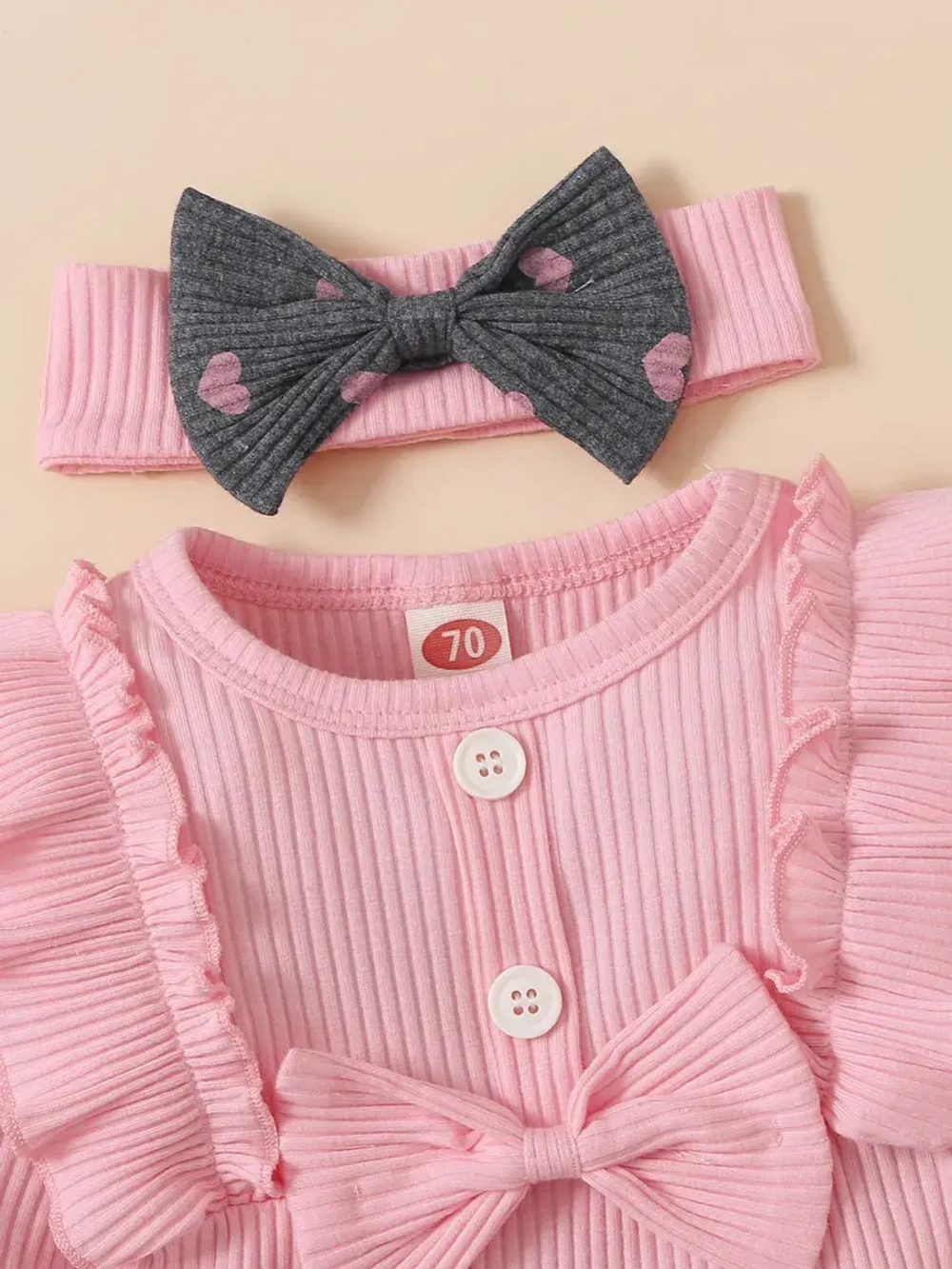 Летний костюм для девочки нарядный