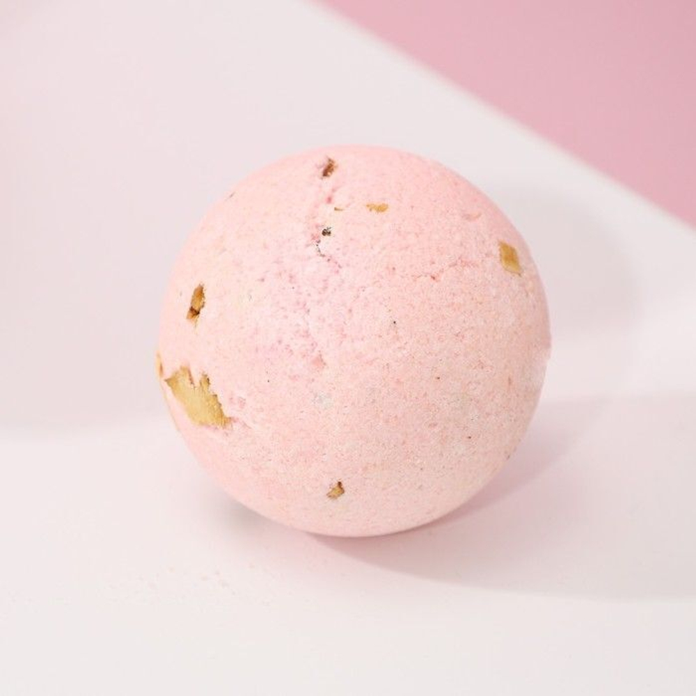 Бомбочка для ванны с лепестками розы «Время чудес!» - 120 гр.