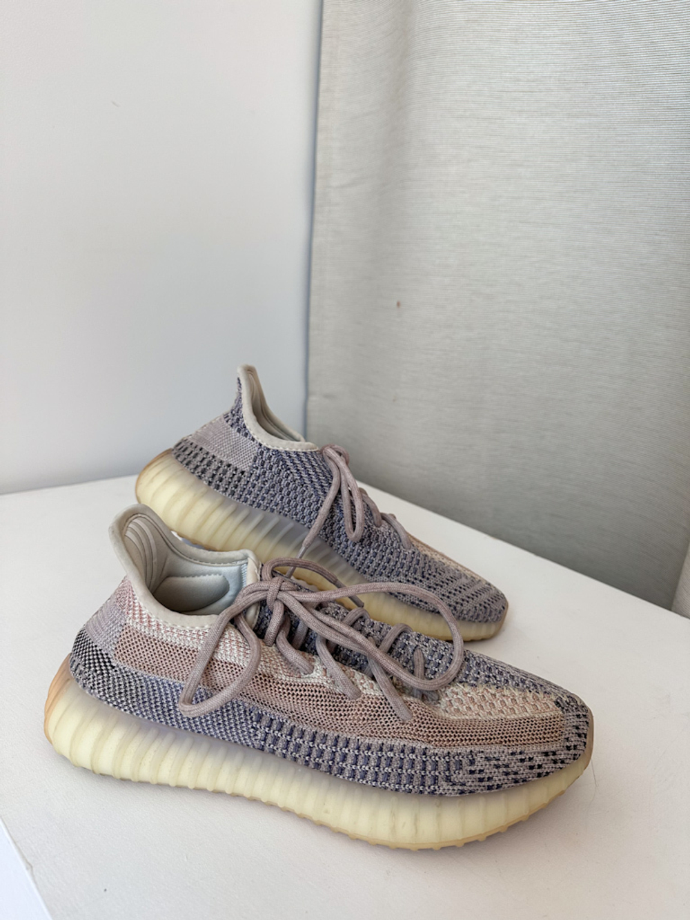 Кроссовки Adidas Yeezy , 40