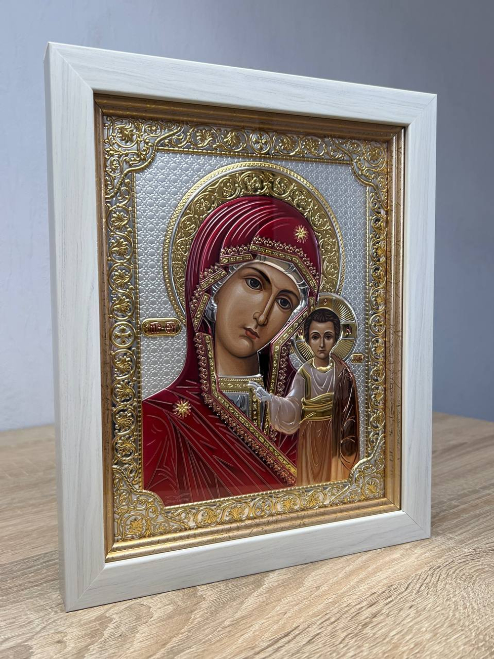Казанская БМ, икона прямоугольная в рамке под стеклом, белое дерево, эмаль 232х280