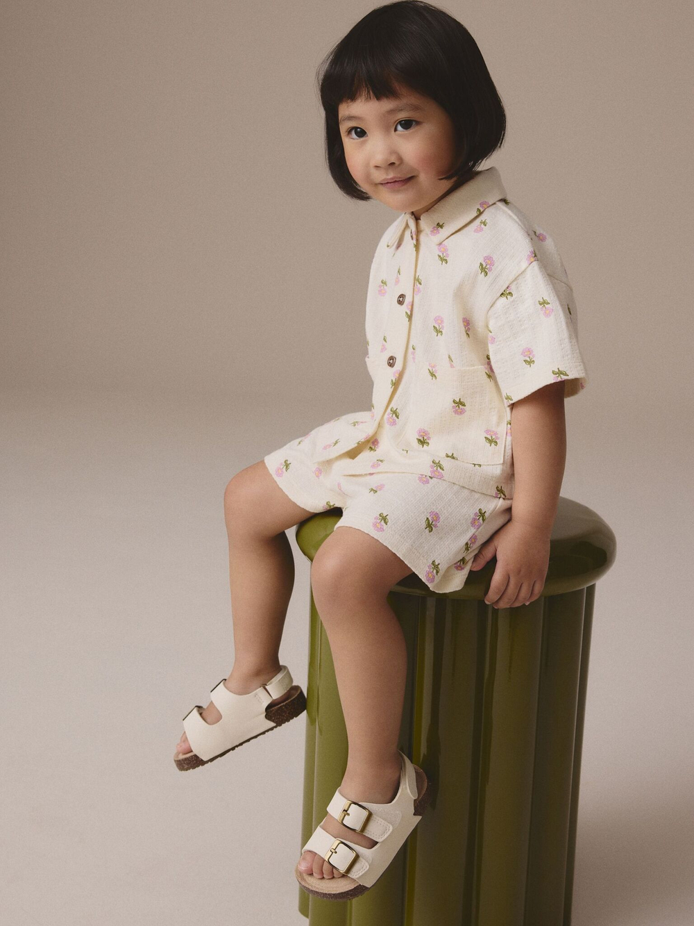 Рубашка и шорты в комплекте для девочки Next E51-381, Молочный