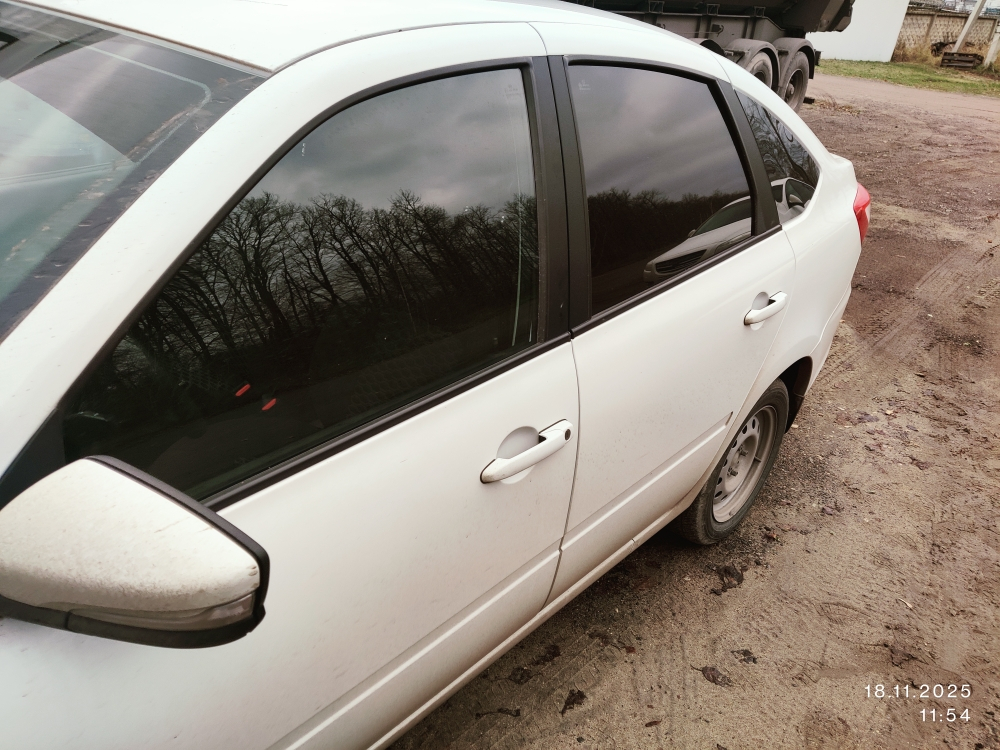 LADA GRANTA Лифтбек Comfort 24 1.6 90 hp 5MT