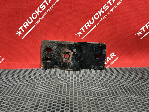 Кронштейн крыла заднего