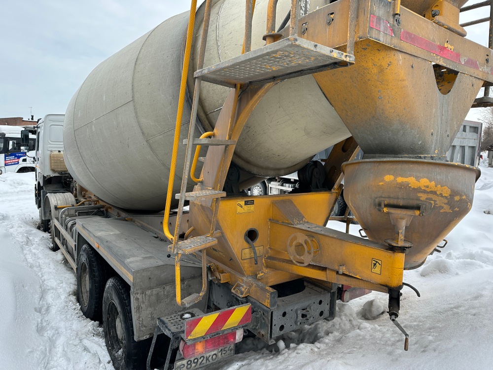Howo ZZ* 8x4 Автобетоносмеситель ZZ5407GJBS3267E (Дизельный, 9,7 л, 373 л.с., МТ)