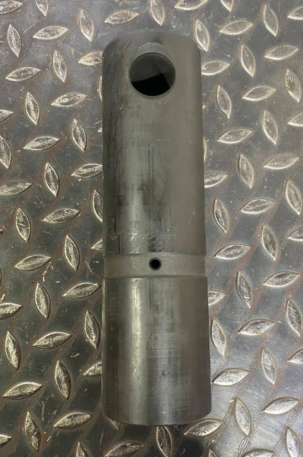 Палец 642208104