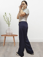 20621 Брюки женские палаццо трикотаж Диор темно-синий (54)