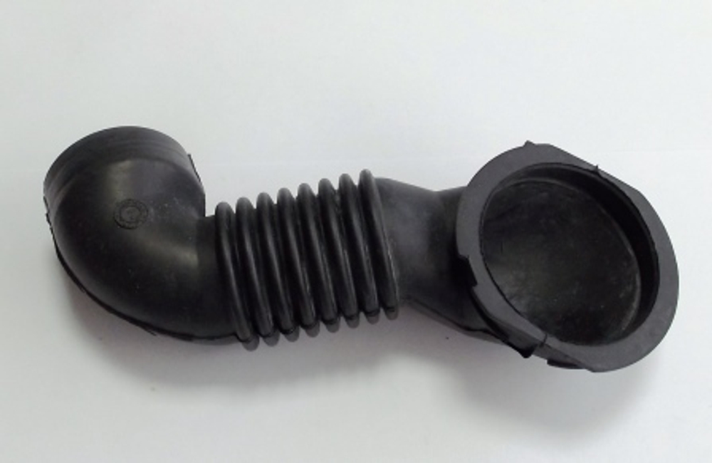 Патрубок дозатор-бак БОШ