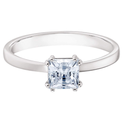 ATTRACT:RING SQ ENGAGE CZWH/RHS 58 5402444