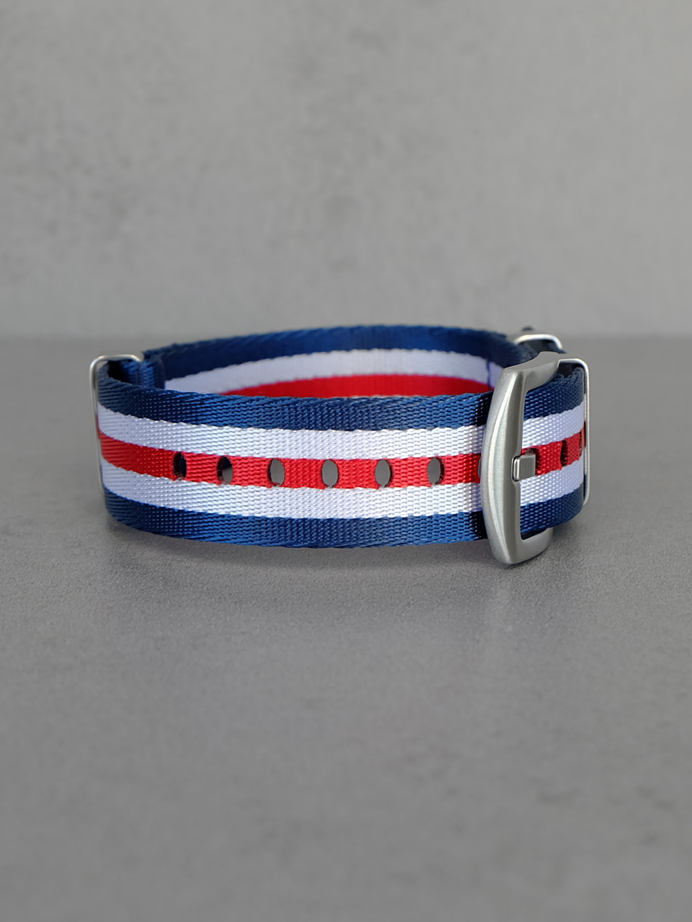 Nato Strap Premium - нейлоновый ремешок для часов