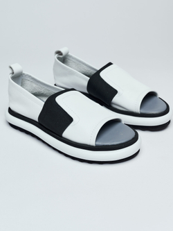 Лоферы с открытым мысом