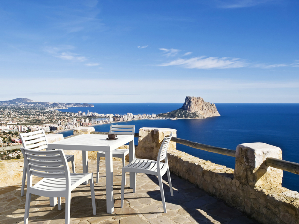 Стул пластиковый Siesta Contract Ares, белый