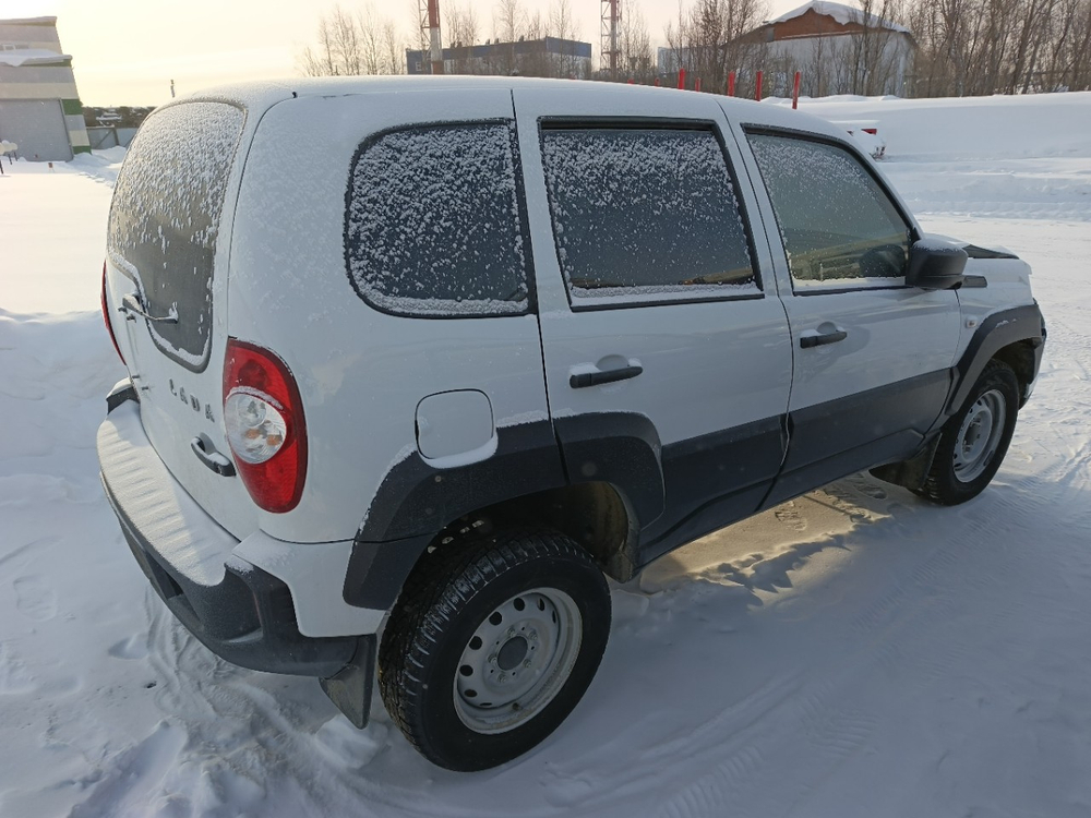LADA Niva Travel Luxe'24 1.7 83hp 5MT