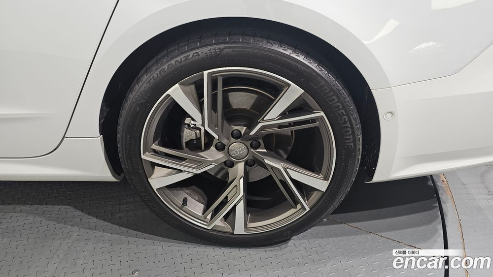 Audi A7 (4K) 45 TDI Quattro Premium (05.2022)