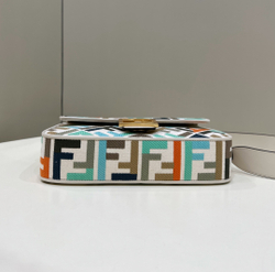 Fendi Baguette 27 cm