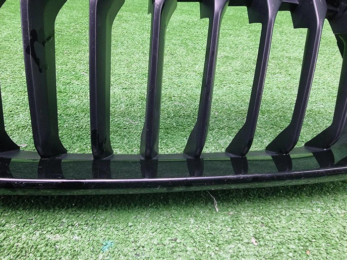 Решетка радиатора левая BMW X2 F39 (2017-2023)