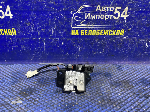 Замок багажника TOYOTA ALLEX 2004-2006