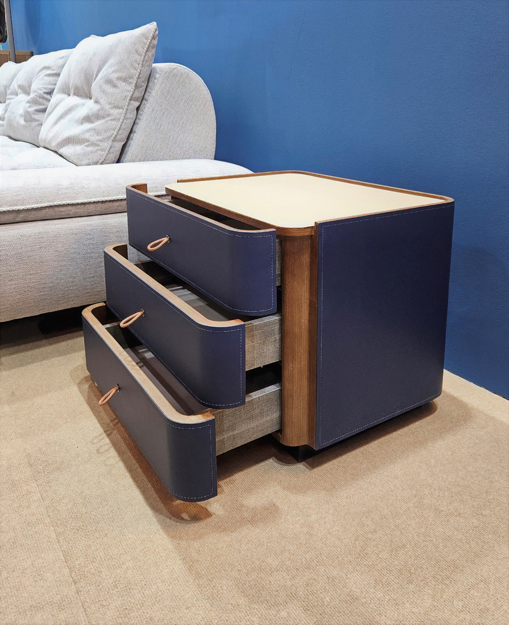 Тумба прикроватная KILMANROCK