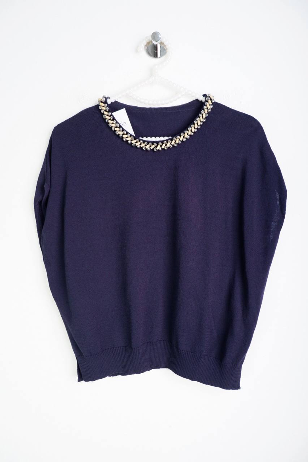 Джемпер с декором, визуально на 44 размер