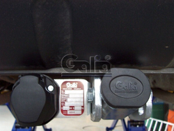 Фаркоп оцинкованный Galia K032A для Kia Carens 2006-2013(паспорт и сертификат в комплекте)(без электрики)
