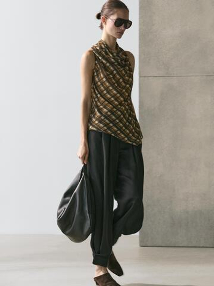 Massimo Dutti Струящийся топ с сборками, горчично-желтый