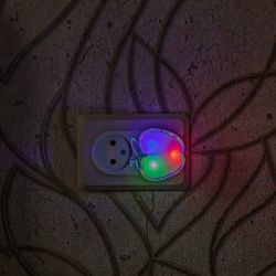 DTL-308-Яблоко-RGB-3LED-0.5W Светильник-ночник. Без выключателя. Блистер