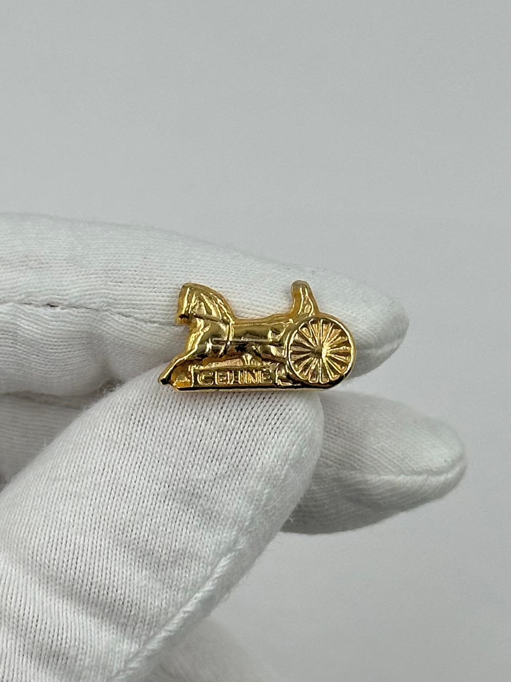 Брошь пин Celine