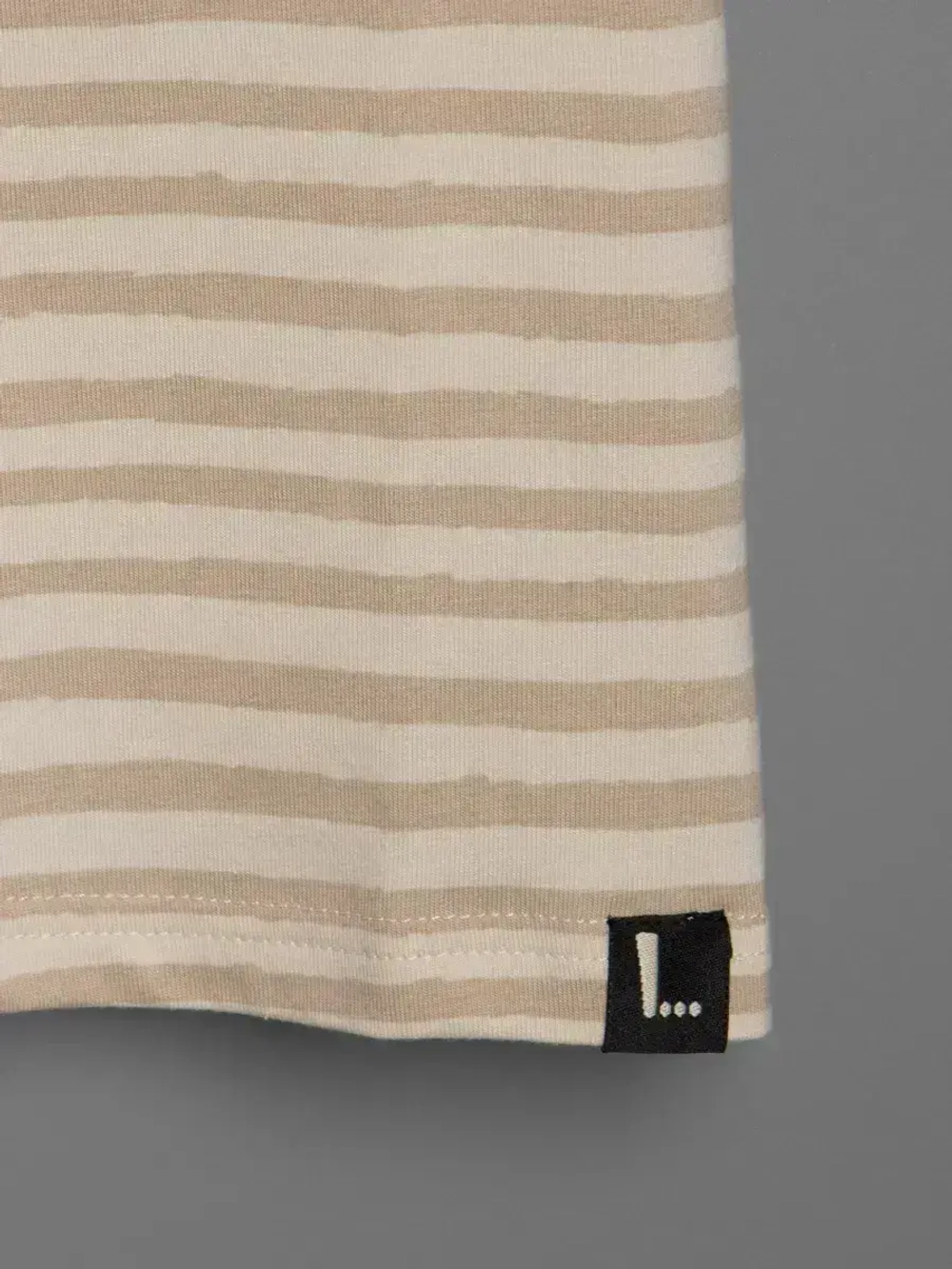 Костюм для девочки на осень