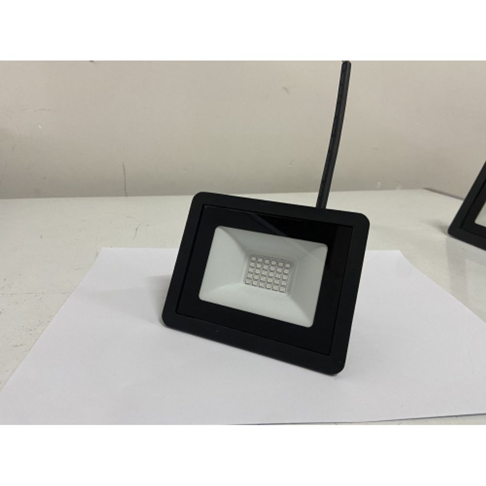 Прожектор светодиодный уличный ЭРА LPR-025-BLUE-030 30Вт синее свечение 330лм IP65