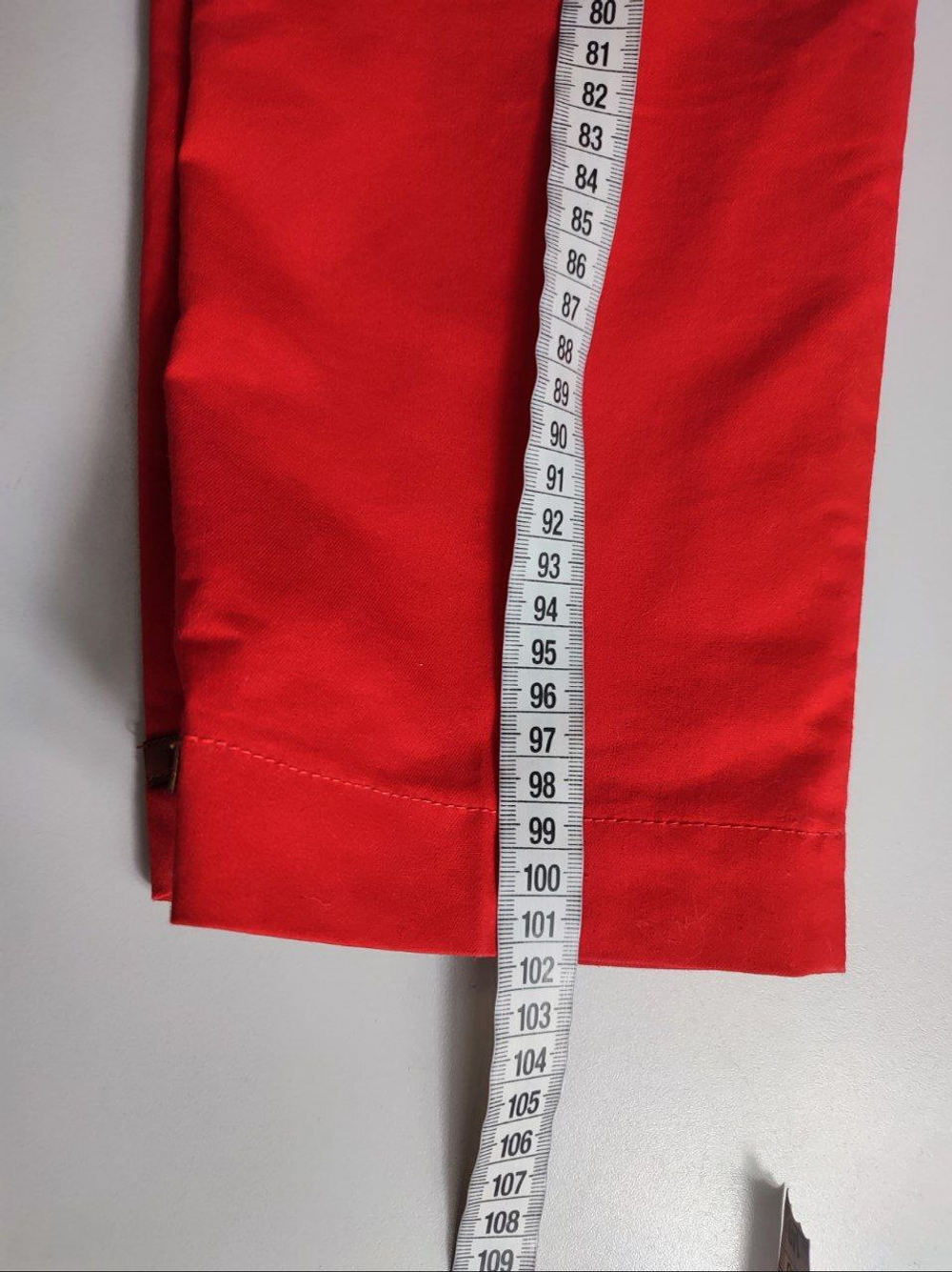 Брюки яркого цвета 46 размер