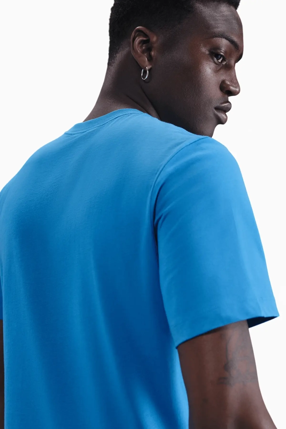 Футболка Nike Sportswear Club - синий