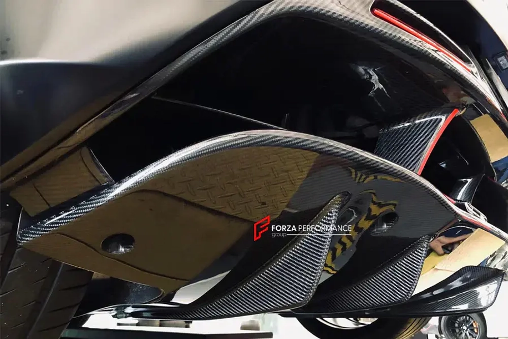 Карбоновый диффузор заднего бампера на замену для McLaren 720S 2017-2023 МакЛарен тюнинг