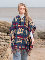 Пончо теплое с орнаментом Навахо