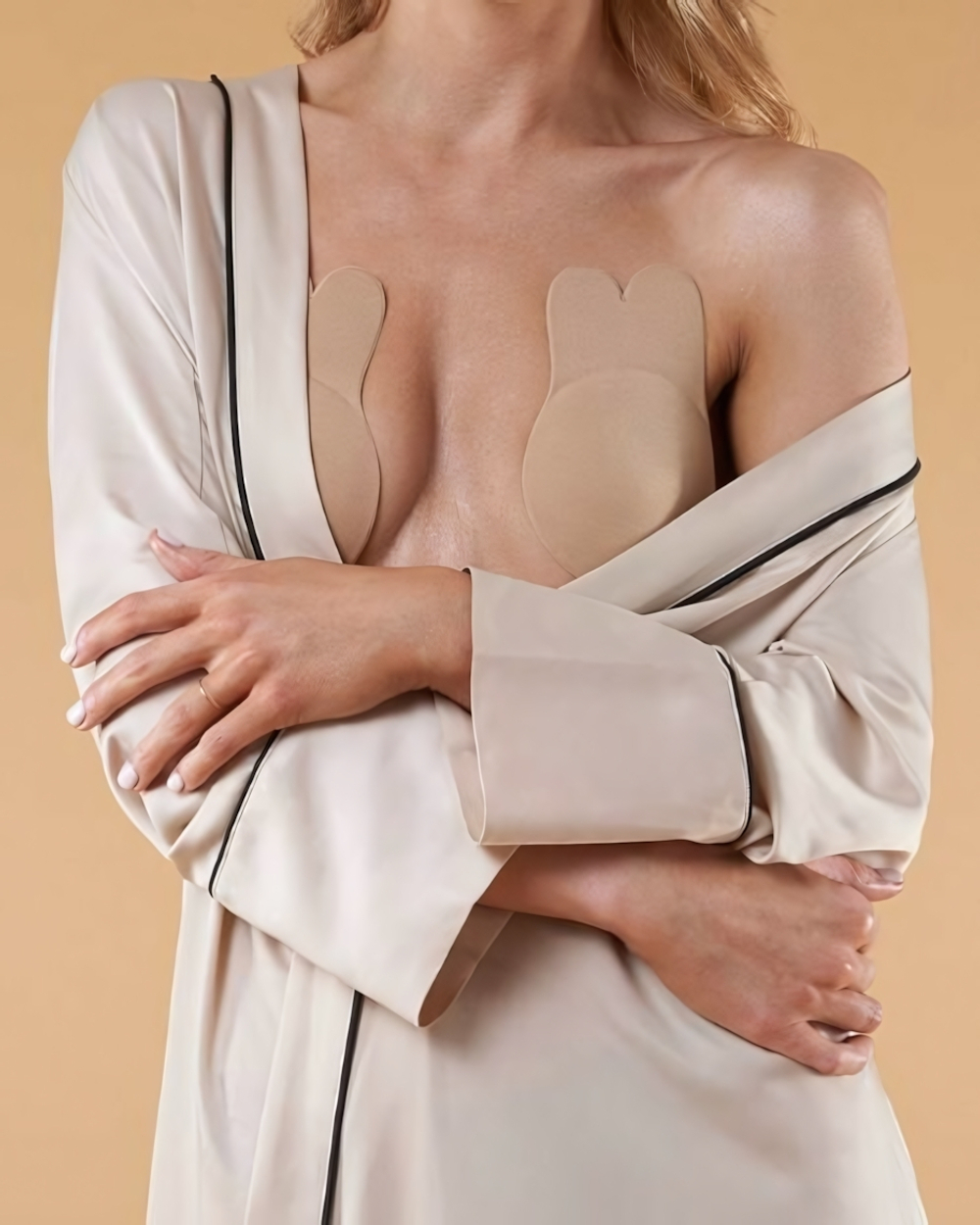 Многоразовые наклейки на соски Rabbit - 1 пара (Размер: A-B) (Цвет: телесный)