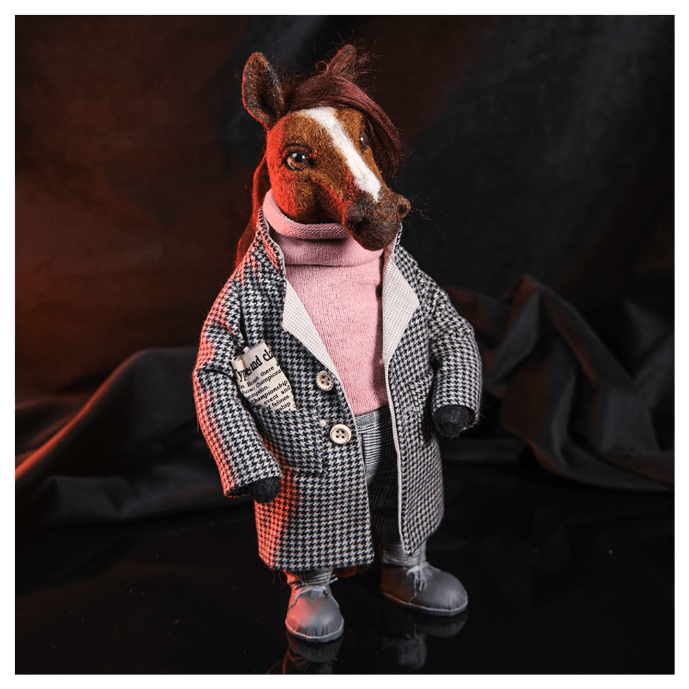 Конь в пальто