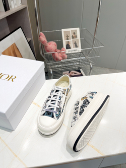 Christian Dior Walk'n'Dior Sneaker