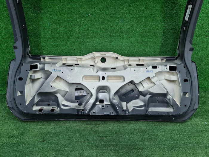 Крышка багажника Volvo XC60 1 (2013-2017)