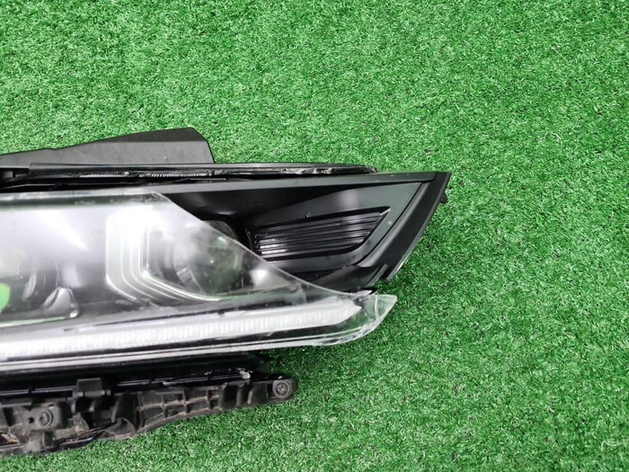 Битая Фара правая Kia K5 (2019-2023) LED