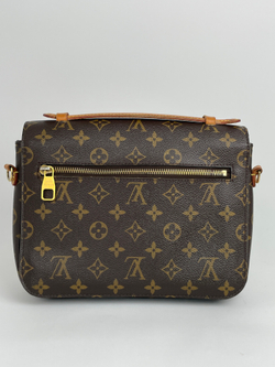 Сумка Louis Vuitton POCHETTE METIS