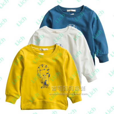 Толстовка однотонная с изображением льва на груди и спине