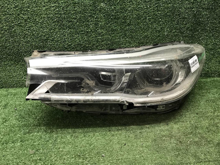 Битая Фара левая BMW 7er G11 (15-19) Adaptive LED