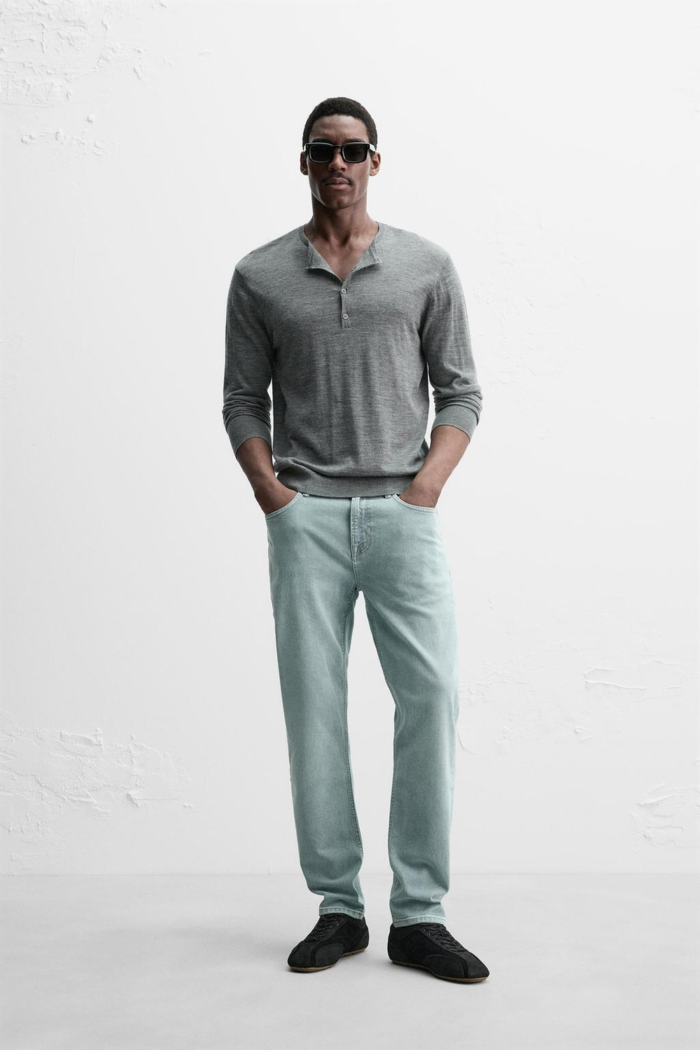Джинсы slim fit
