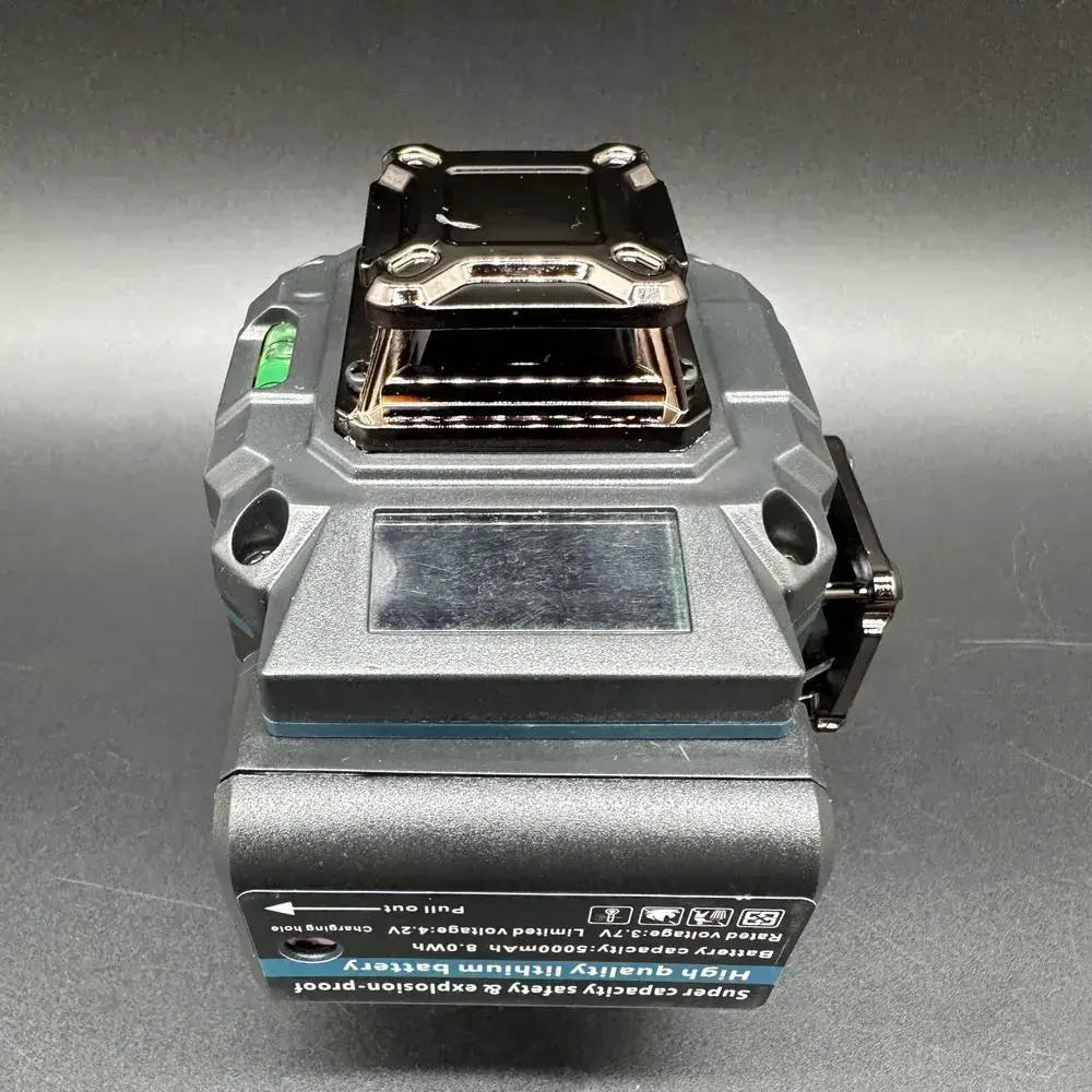 Лазерный уровень BOSCH нивелир зеленый луч с сенсорным дисплеем и штативом