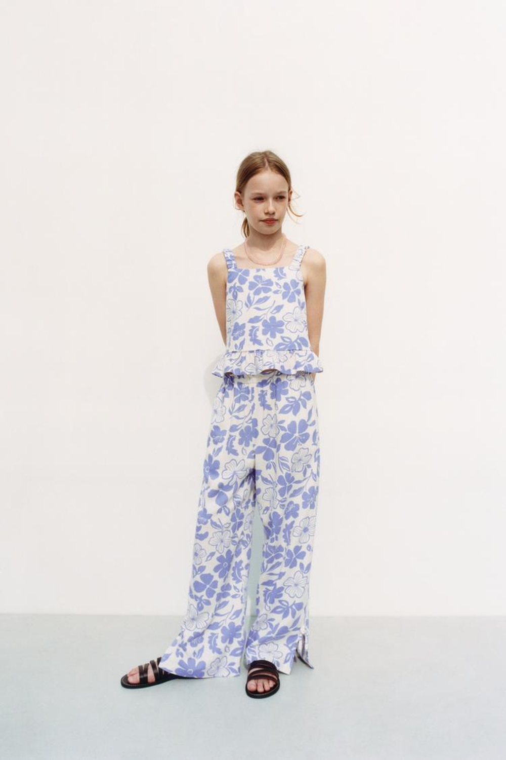 ZARA БРЮКИ ПРЯМОГО КРОЯ ИЗ СМЕСОВОГО ЛЬНА С ПРИНТОМ, ЭКРЮ/СИНИЙ