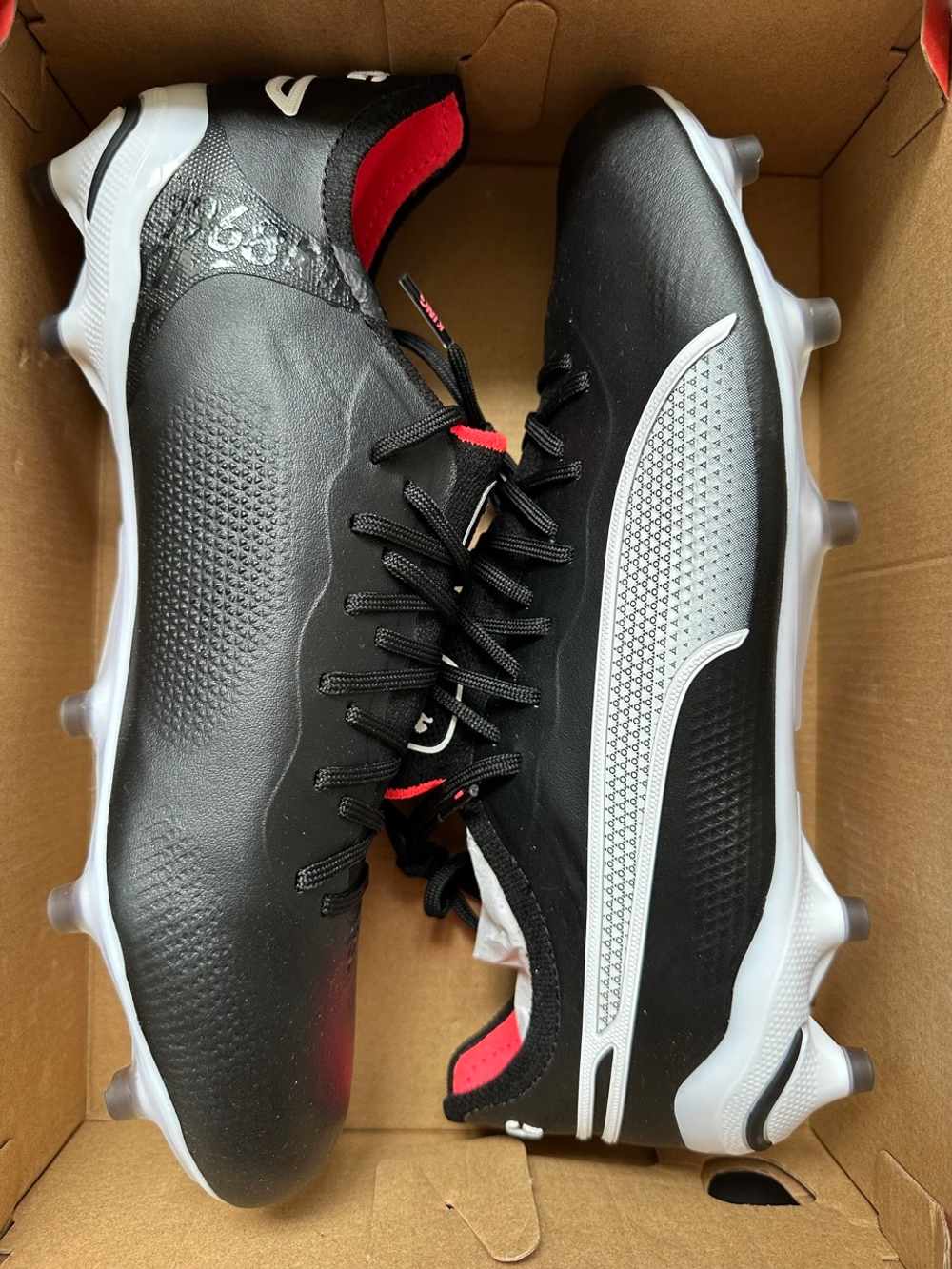 Бутсы Puma King Ultimate FG/AG