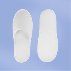 Тапки стеганный спанбонд, закрытый мыс (100 пар), с картоном и подошвой эвапора 3 мм, белые