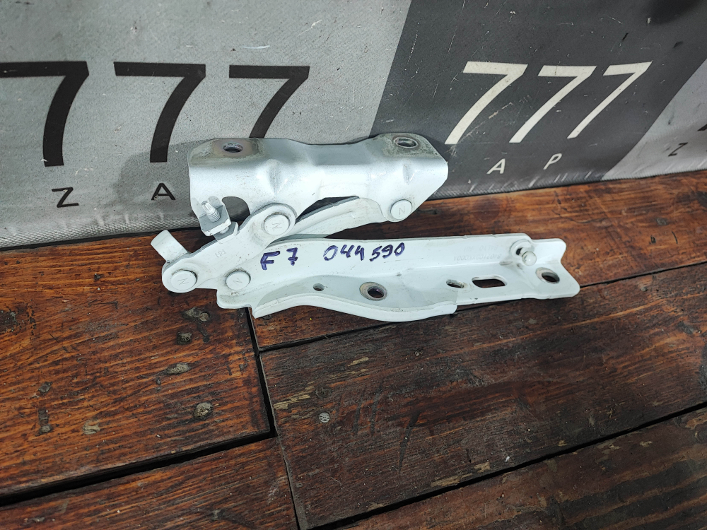 Петля капота правая Haval F7 1, F7x 1 19-24 Б/У Оригинал 8402106XKQ00A